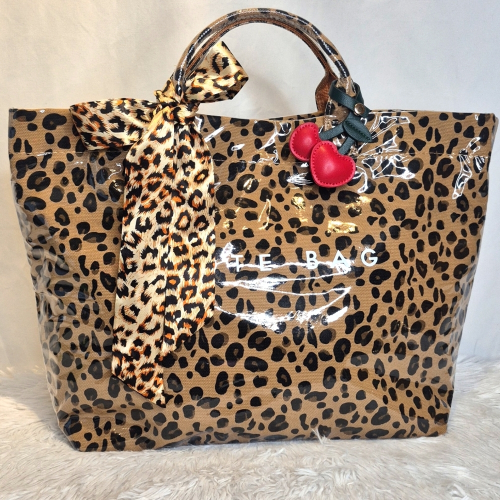 Leopard Print Tote Bag with Bow Accent - Picture 3 of 17